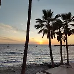 Apartamento Primera Linea - Playa Apartman *